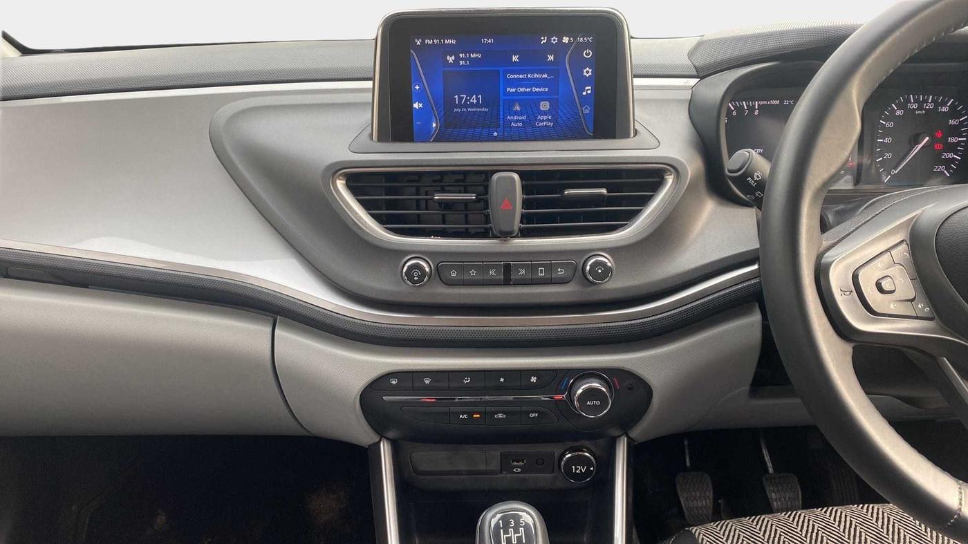 2020 Tata ALTROZ XZ PETROL, Petrol, Manual, 11,336 km, Air Conditioner