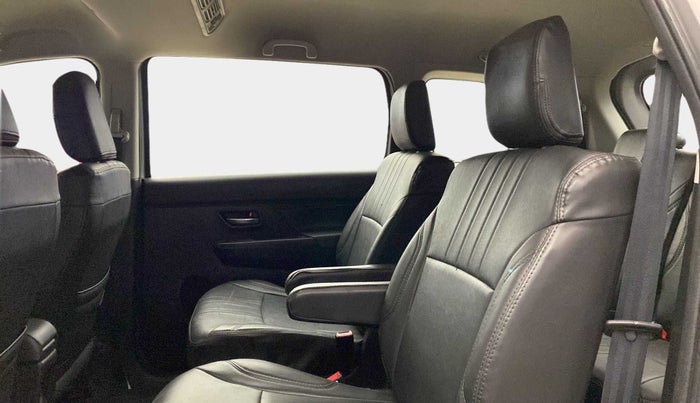 2021 Maruti XL6 ZETA AT, Petrol, Automatic, 27,739 km, Right Side Rear Door Cabin