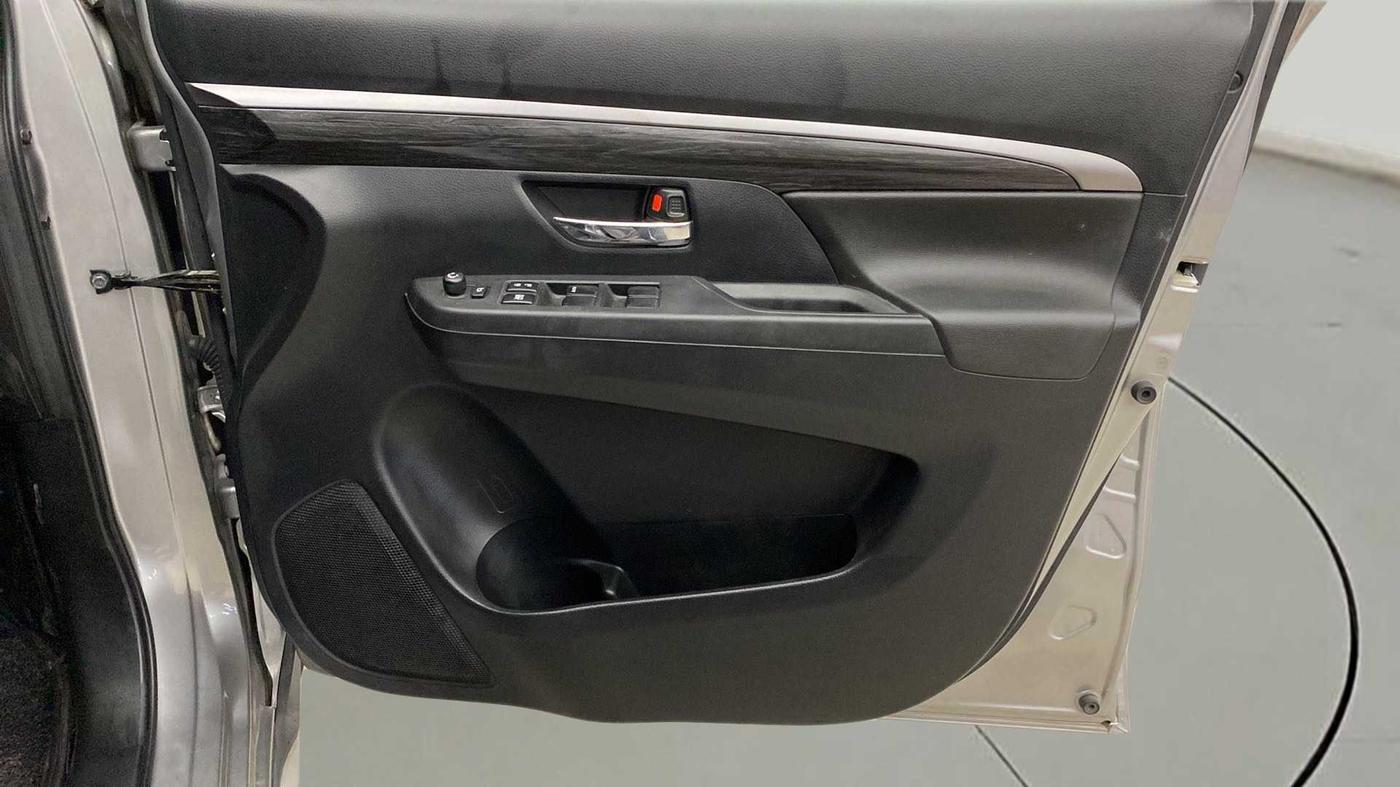 2021 Maruti XL6 ZETA AT, Petrol, Automatic, 27,739 km, Driver Side Door Panels Control