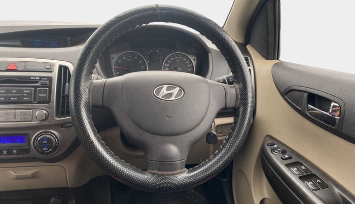 2013 Hyundai i20 MAGNA 1.2, Petrol, Manual, 59,248 km, Steering Wheel Close Up