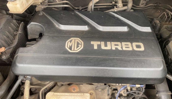 2020 MG HECTOR SHARP 1.5 DCT PETROL, Petrol, Automatic, 30,801 km, Open Bonet