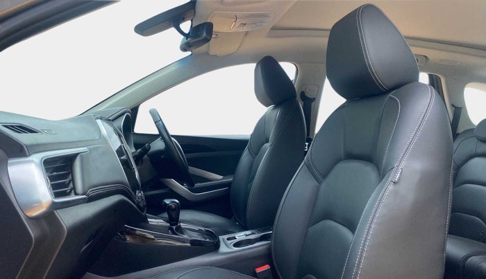 2020 MG HECTOR SHARP 1.5 DCT PETROL, Petrol, Automatic, 30,801 km, Right Side Front Door Cabin