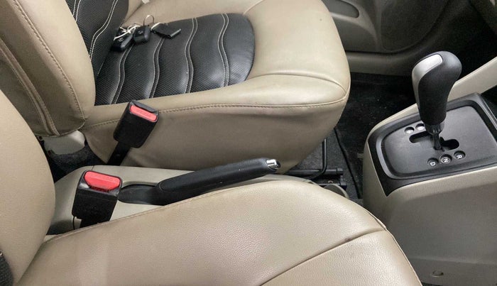 2016 Maruti Celerio VXI AMT, Petrol, Automatic, 69,371 km, Gear Lever