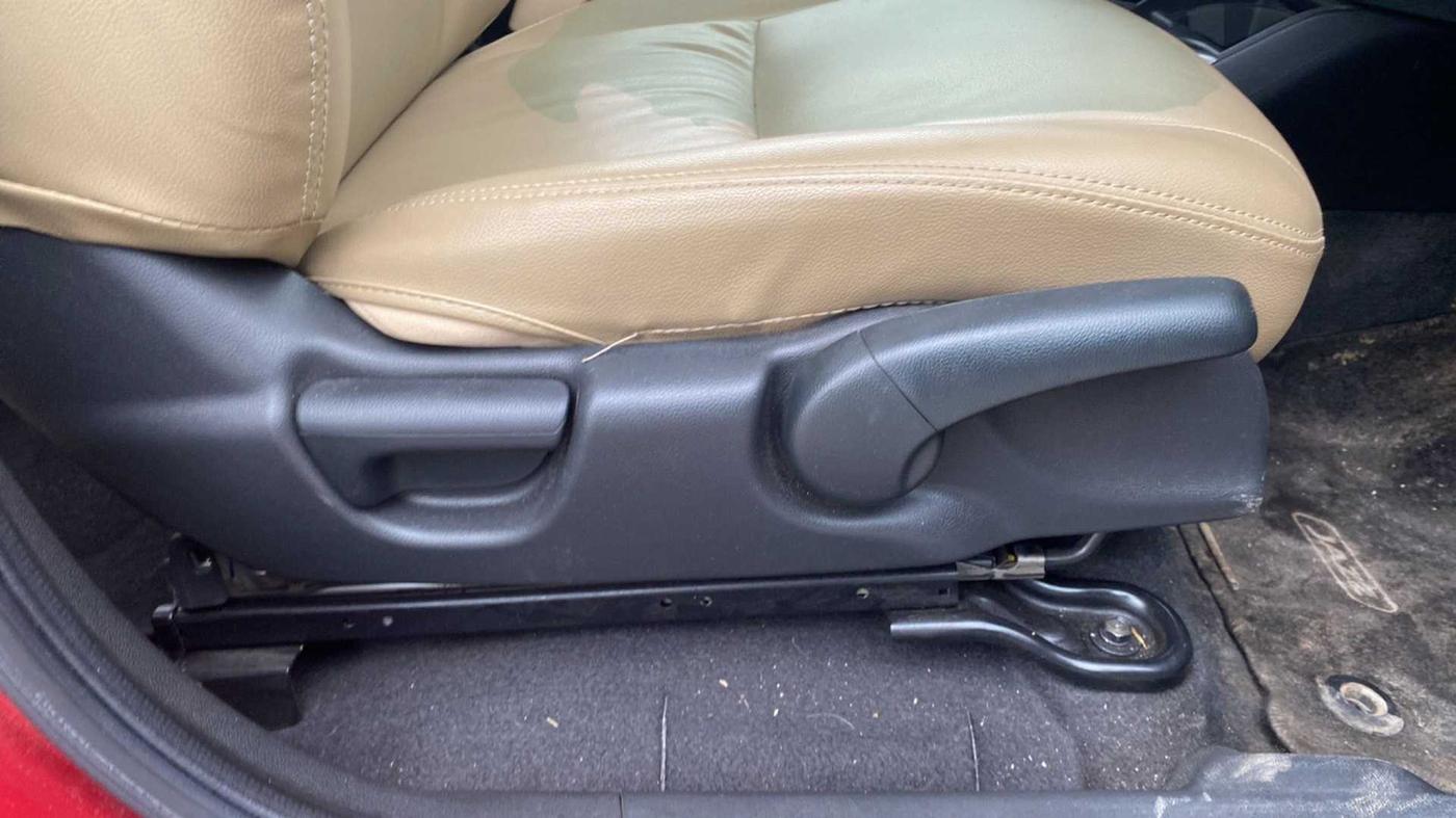 2019 Honda Jazz 1.2L I-VTEC VX CVT, Petrol, Automatic, 20,078 km, Driver Side Adjustment Panel