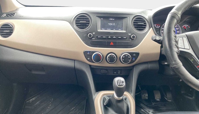2017 Hyundai Grand i10 SPORTZ 1.2 KAPPA VTVT, CNG, Manual, 1,03,808 km, Air Conditioner