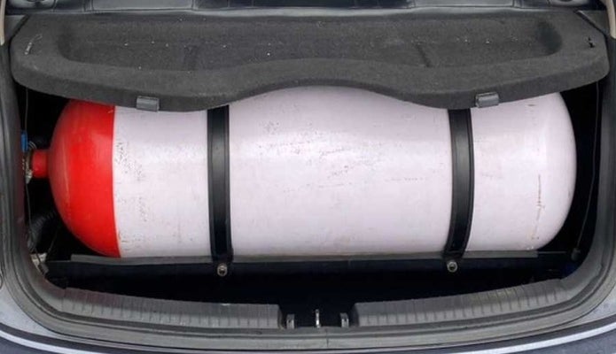 2017 Hyundai Grand i10 SPORTZ 1.2 KAPPA VTVT, CNG, Manual, 1,03,808 km, Boot Inside