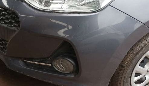 2017 Hyundai Grand i10 SPORTZ 1.2 KAPPA VTVT, CNG, Manual, 1,03,808 km, Front bumper - Minor scratches