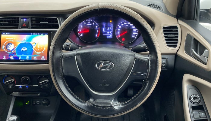 2018 Hyundai Elite i20 MAGNA EXECUTIVE 1.2, CNG, Manual, 1,06,802 km, Steering Wheel Close Up
