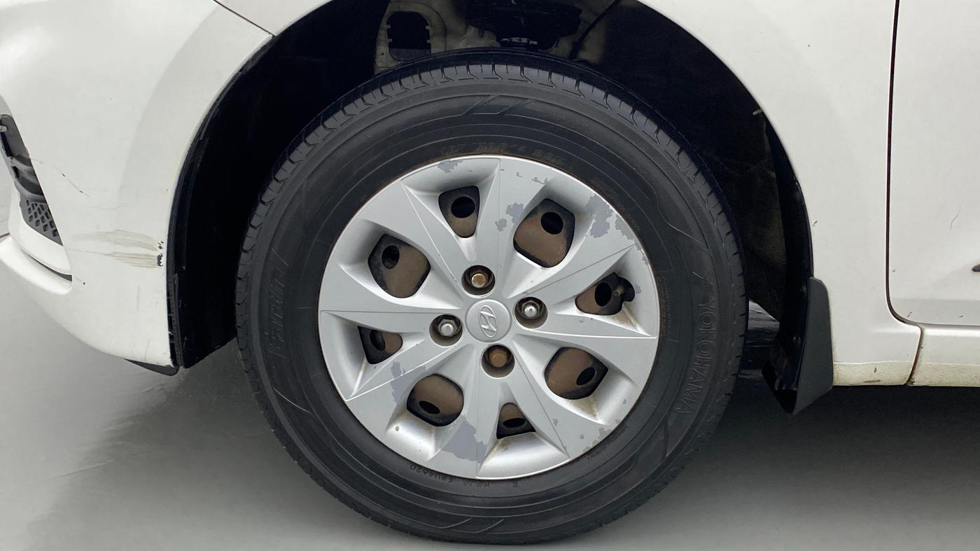 2018 Hyundai Elite i20 MAGNA EXECUTIVE 1.2, CNG, Manual, 1,06,802 km, Left Front Wheel