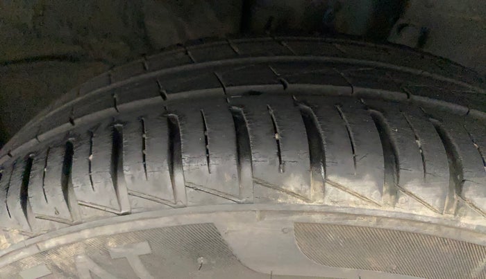 2021 Renault Kwid CLIMBER 1.0 (O), Petrol, Manual, 20,813 km, Right Front Tyre Tread