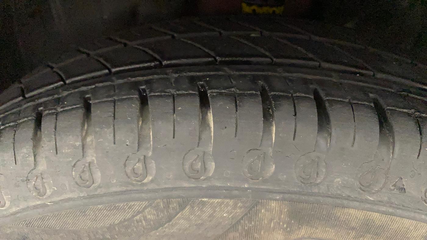 2020 Datsun Redi Go A, Petrol, Manual, 16,276 km, Left Front Tyre Tread