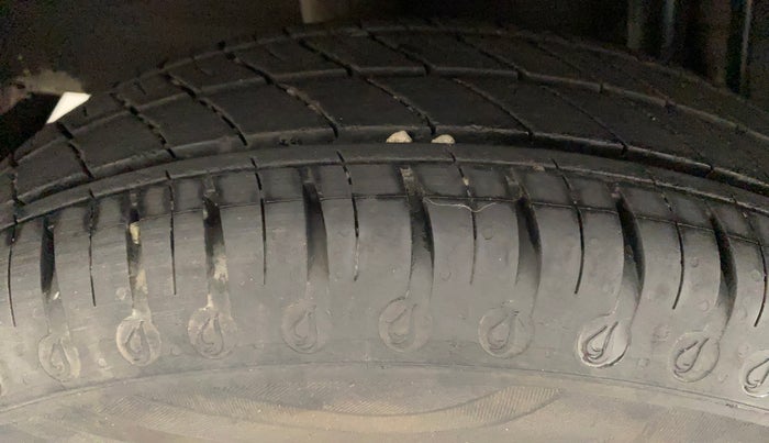 2020 Datsun Redi Go A, Petrol, Manual, 16,276 km, Right Rear Tyre Tread