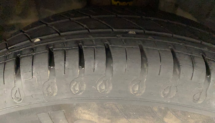 2020 Datsun Redi Go A, Petrol, Manual, 16,276 km, Right Front Tyre Tread
