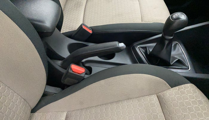 2017 Hyundai Elite i20 SPORTZ 1.2, Petrol, Manual, 40,512 km, Gear Lever