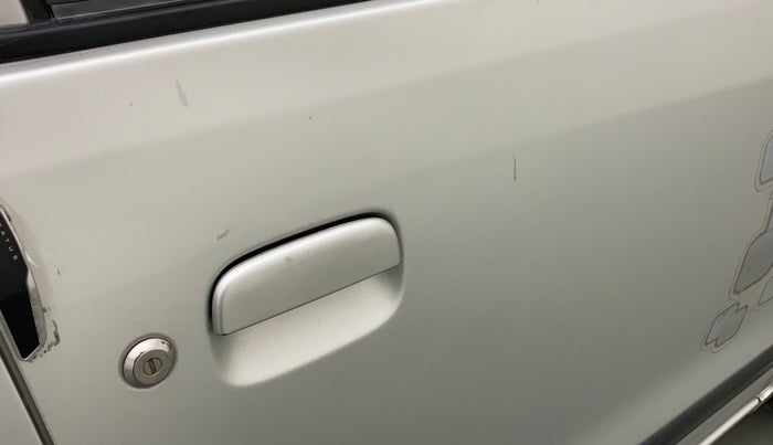 2014 Maruti Wagon R 1.0 VXI, Petrol, Manual, 55,465 km, Driver-side door - Minor scratches