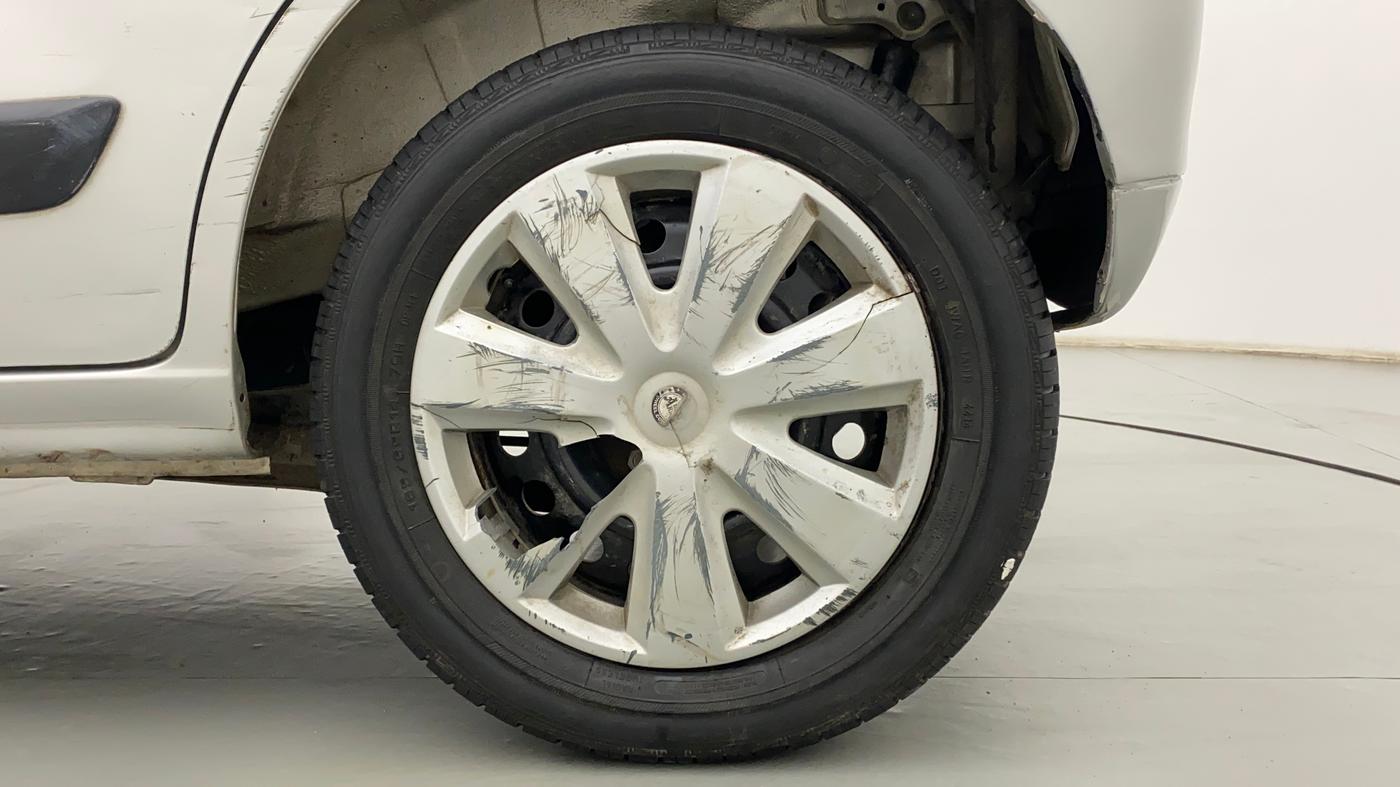 2014 Maruti Wagon R 1.0 VXI, Petrol, Manual, 55,465 km, Left Rear Wheel