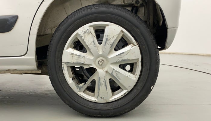 2014 Maruti Wagon R 1.0 VXI, Petrol, Manual, 55,465 km, Left Rear Wheel