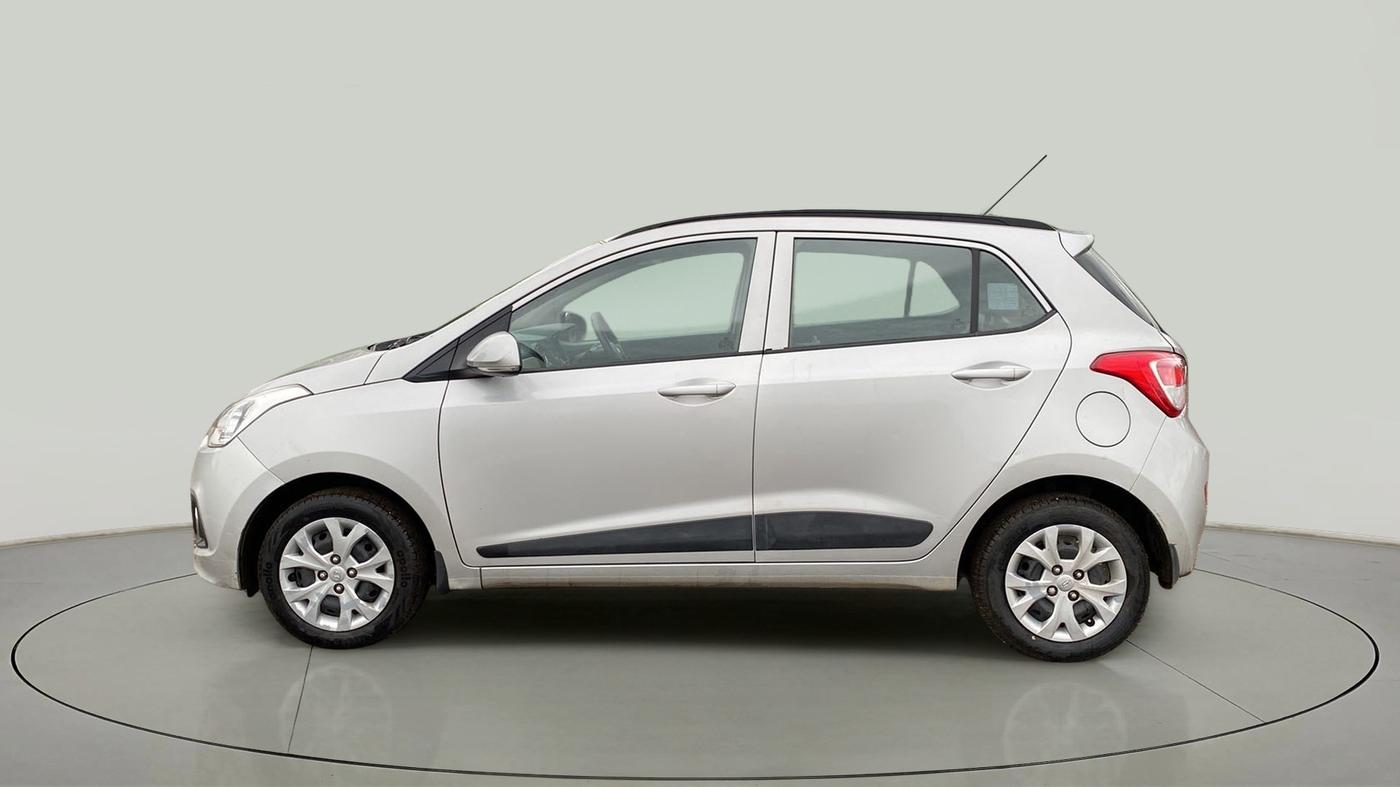 2016 Hyundai Grand i10 SPORTZ 1.2 KAPPA VTVT, Petrol, Manual, 47,344 km, Left Side