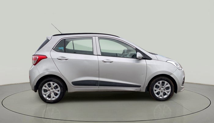 2016 Hyundai Grand i10 SPORTZ 1.2 KAPPA VTVT, Petrol, Manual, 47,344 km, Right Side View