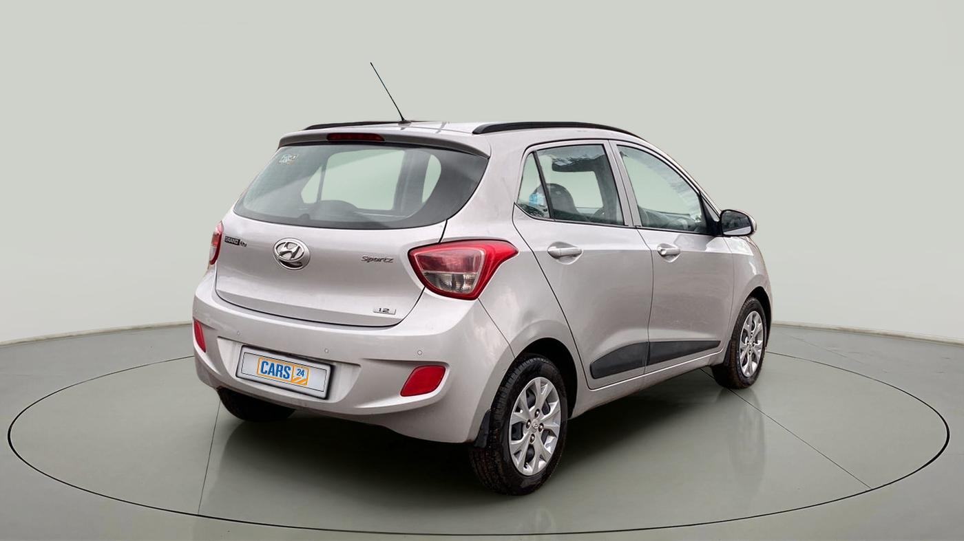 2016 Hyundai Grand i10 SPORTZ 1.2 KAPPA VTVT, Petrol, Manual, 47,344 km, Right Back Diagonal