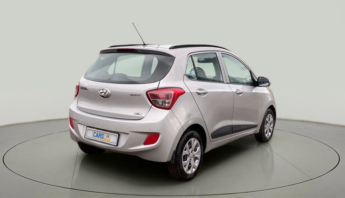 2016 Hyundai Grand i10 SPORTZ 1.2 KAPPA VTVT, Petrol, Manual, 47,344 km, Right Back Diagonal