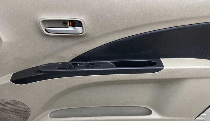 2017 Maruti Celerio VXI CNG, CNG, Manual, 1,03,371 km, Driver Side Door Panels Control