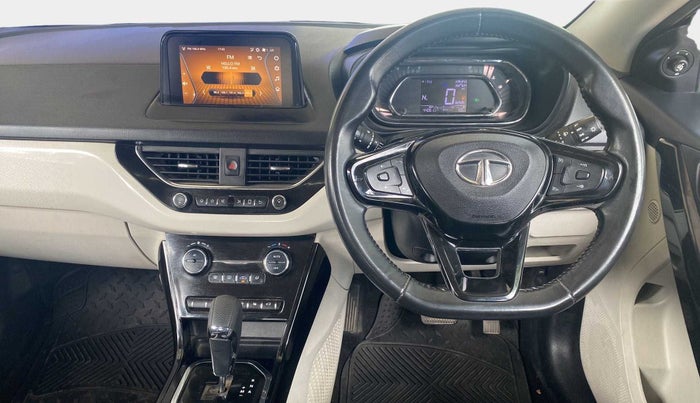 2020 Tata NEXON XZA PLUS (O) DIESEL, Diesel, Automatic, 44,400 km, Steering Wheel Close Up