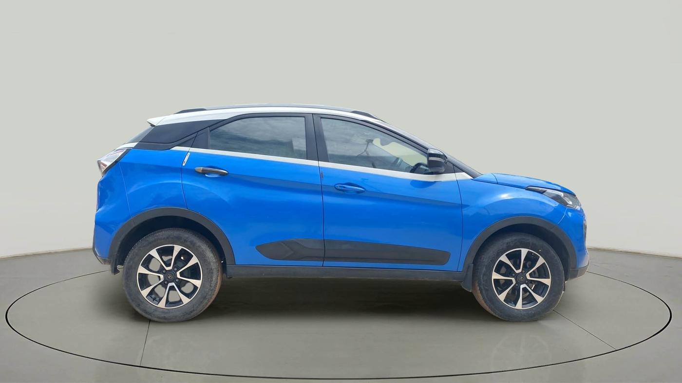 2020 Tata NEXON XZA PLUS (O) DIESEL, Diesel, Automatic, 44,400 km, Right Side