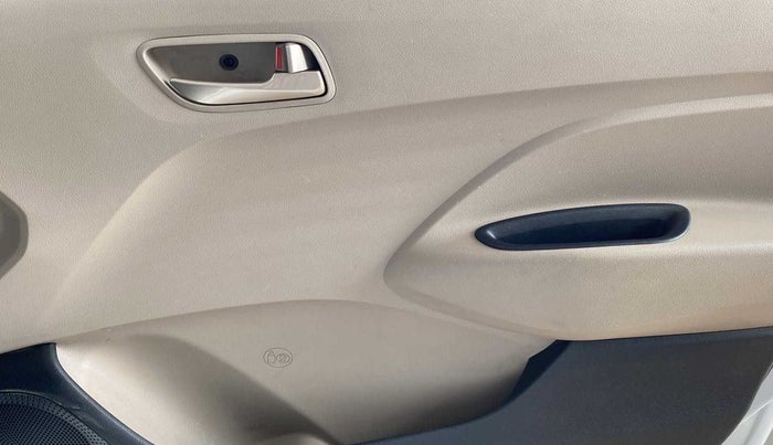 2019 Hyundai NEW SANTRO SPORTZ AMT, Petrol, Automatic, 29,743 km, Driver Side Door Panels Control
