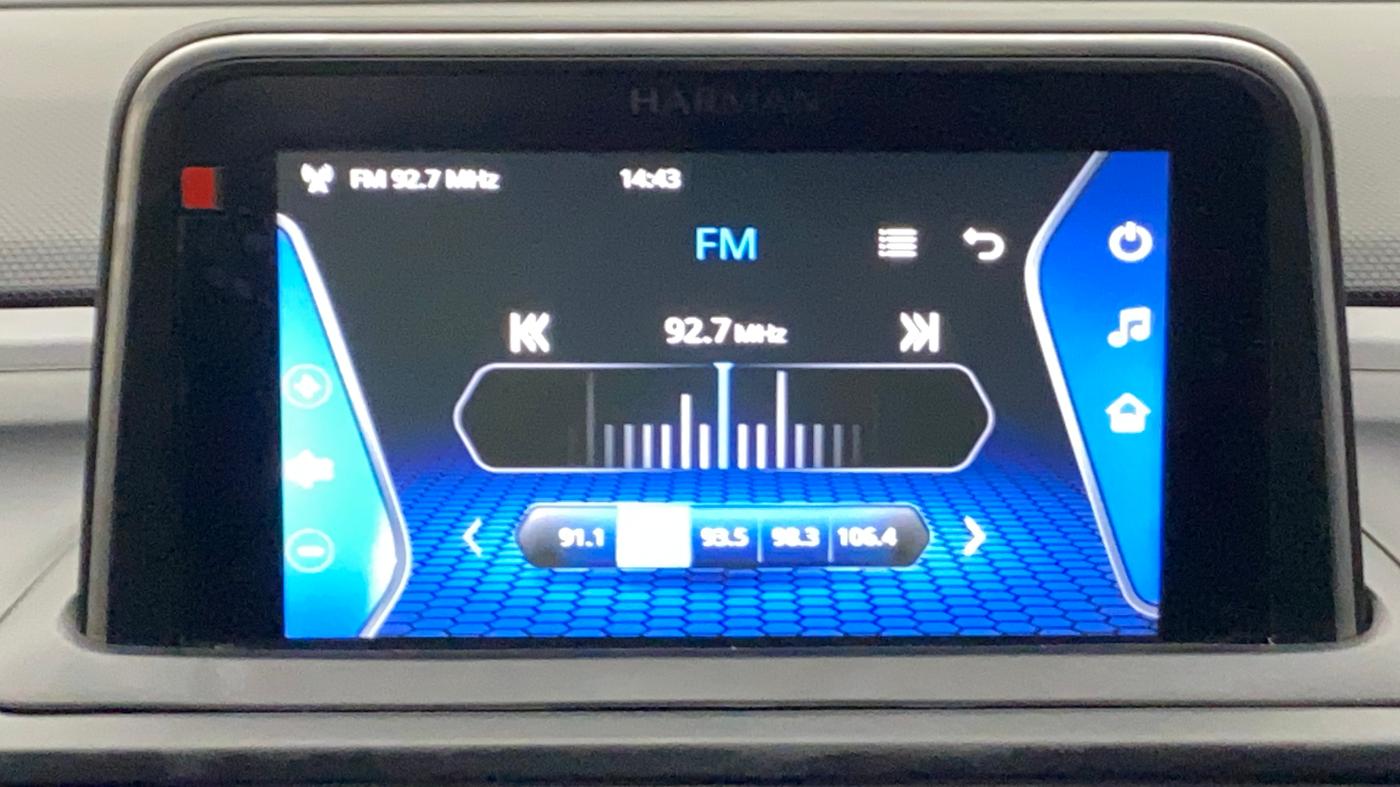 2022 Tata ALTROZ XM PLUS PETROL, Petrol, Manual, 30,462 km, Infotainment System