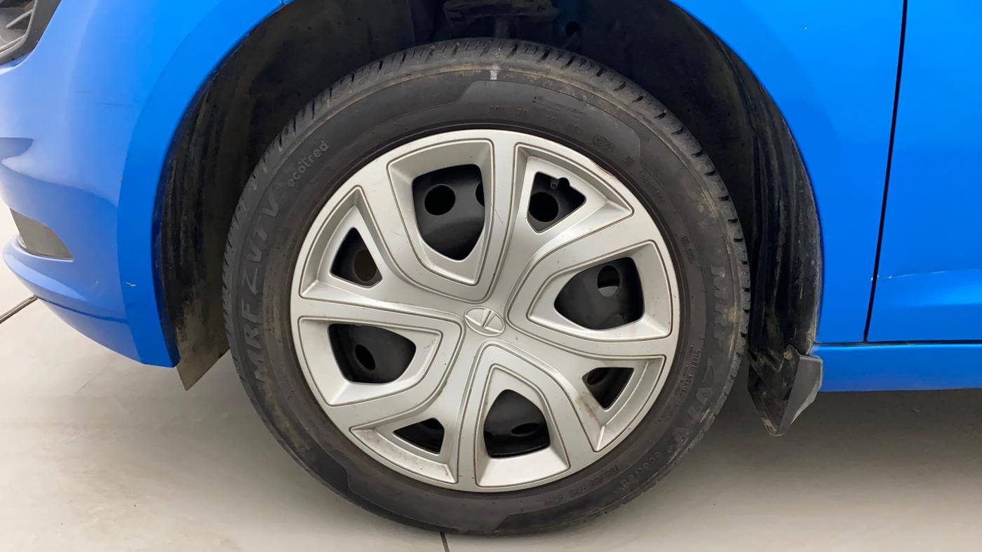 2022 Tata ALTROZ XM PLUS PETROL, Petrol, Manual, 30,462 km, Left Front Wheel
