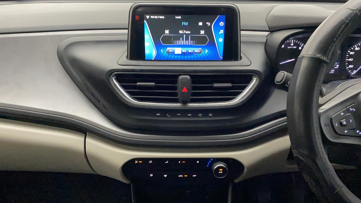 2022 Tata ALTROZ XM PLUS PETROL, Petrol, Manual, 30,462 km, Air Conditioner