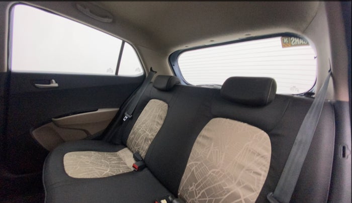 2015 Hyundai Grand i10 ASTA 1.2 KAPPA VTVT, Petrol, Manual, 87,339 km, Right Side Rear Door Cabin