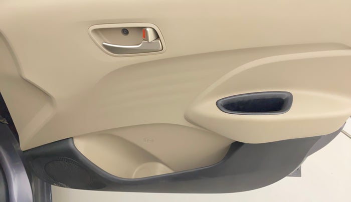 2019 Hyundai NEW SANTRO MAGNA AMT, Petrol, Automatic, 26,418 km, Driver Side Door Panels Control