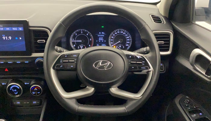 2022 Hyundai VENUE SX 1.5 (O) EXECUTIVE CRDI, Diesel, Manual, 49,853 km, Steering Wheel Close Up