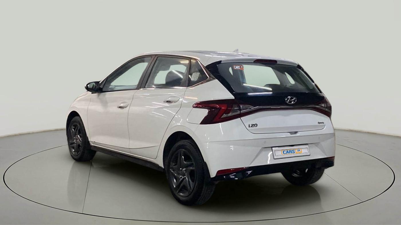 2022 Hyundai NEW I20 SPORTZ 1.5 MT, Diesel, Manual, 26,303 km, Left Back Diagonal