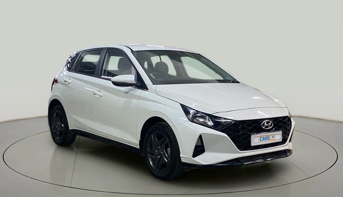 2022 Hyundai NEW I20 SPORTZ 1.5 MT, Diesel, Manual, 26,303 km, Right Front Diagonal