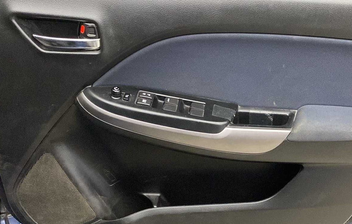 2021 Maruti Baleno DELTA PETROL 1.2, Petrol, Manual, 20,483 km, Driver Side Door Panels Control