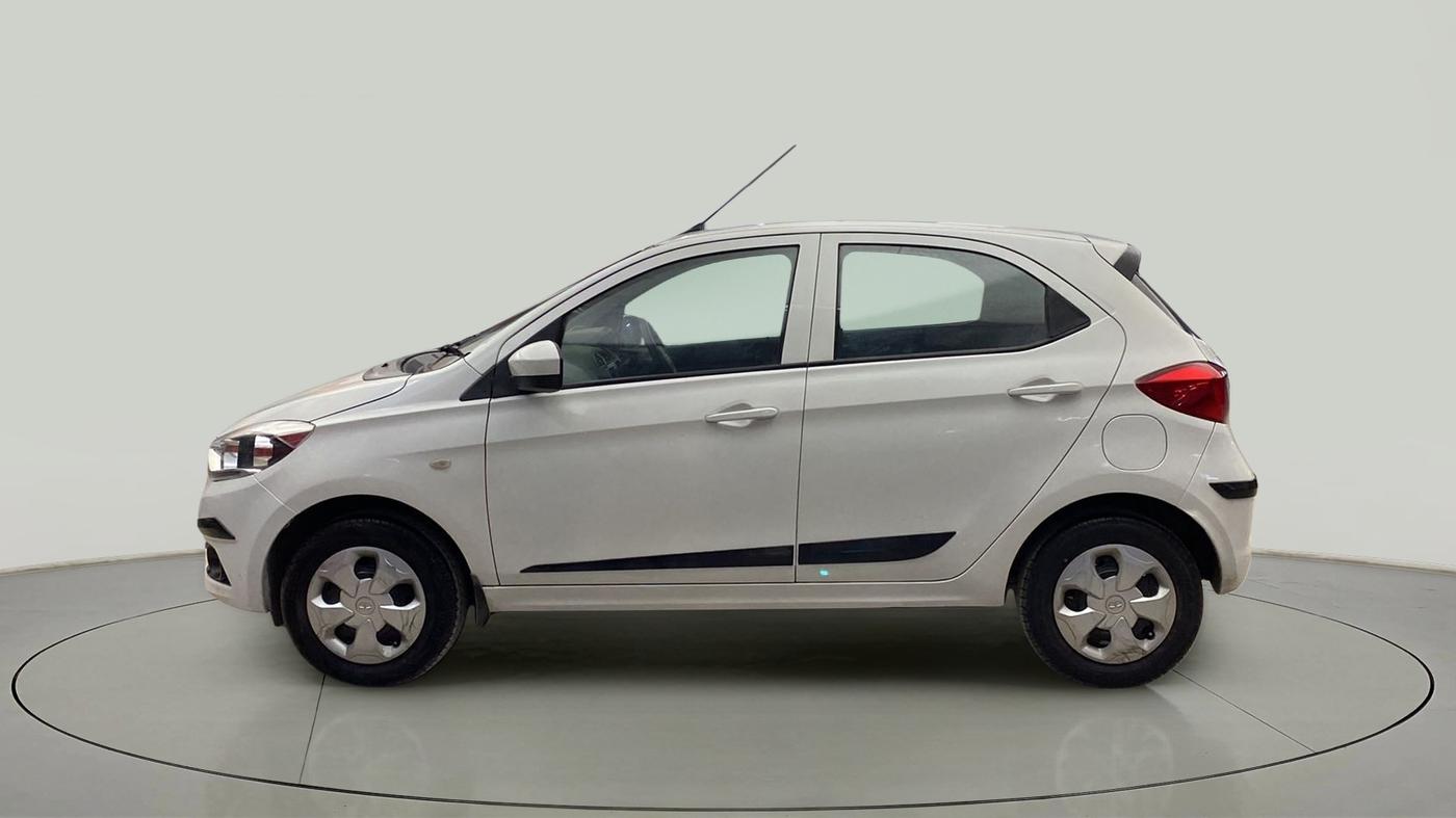 2018 Tata Tiago XT PETROL, Petrol, Manual, 95,067 km, Left Side