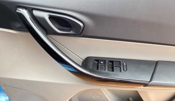 2017 Tata Tiago XT PETROL, Petrol, Manual, 60,536 km, Driver Side Door Panels Control