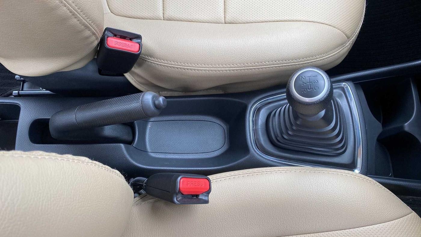 2019 Honda Amaze 1.2L I-VTEC VX, Petrol, Manual, 25,138 km, Gear Lever