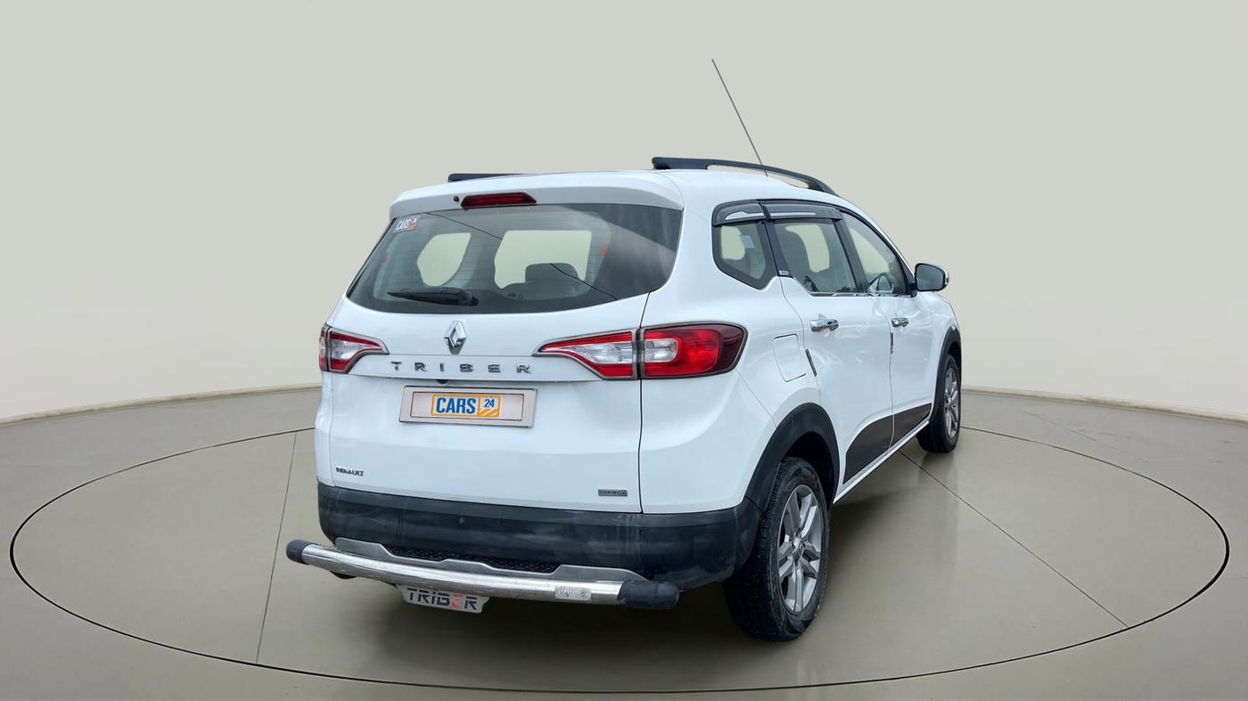 2020 Renault TRIBER RXZ, Petrol, Manual, 30,916 km, Right Back Diagonal