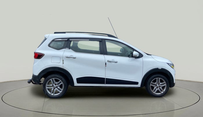 2020 Renault TRIBER RXZ, Petrol, Manual, 30,916 km, Right Side View