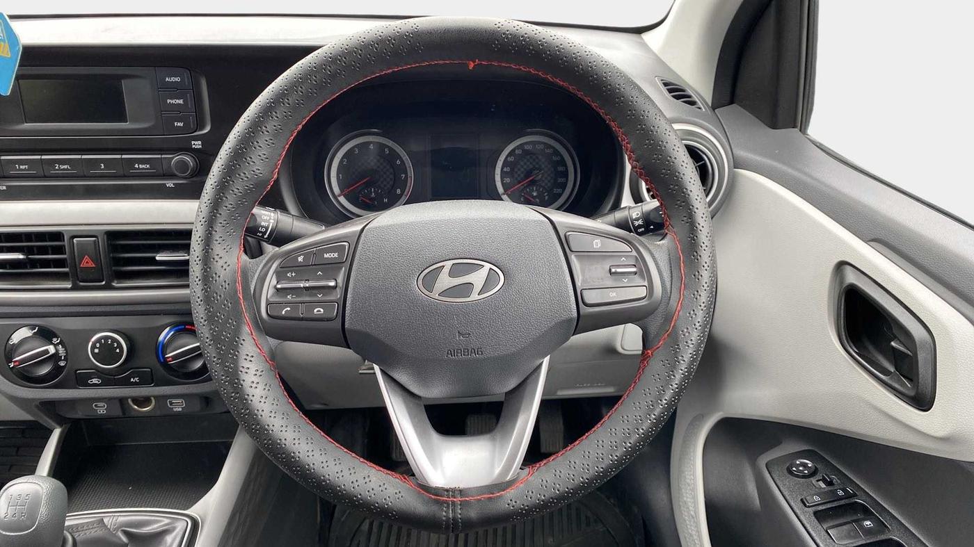 2023 Hyundai GRAND I10 NIOS MAGNA 1.2 KAPPA VTVT, Petrol, Manual, 6,902 km, Steering Wheel Close Up