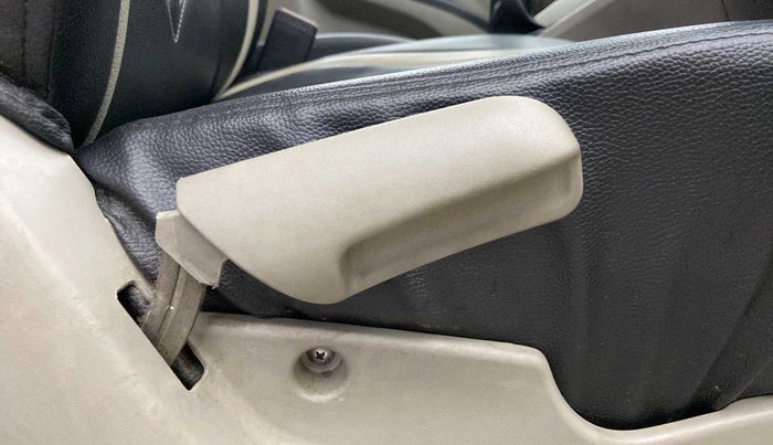 2017 Maruti Celerio VXI, Petrol, Manual, 56,750 km, Driver Side Adjustment Panel