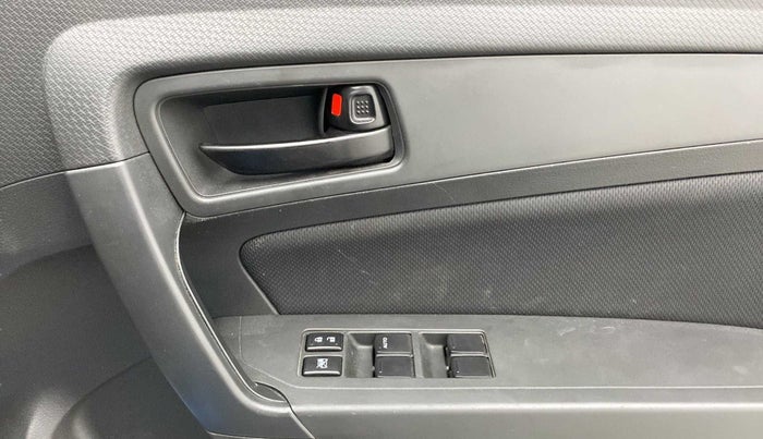 2017 Maruti Vitara Brezza VDI (O), Diesel, Manual, 45,146 km, Driver Side Door Panels Control