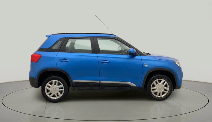 2017 Maruti Vitara Brezza VDI (O), Diesel, Manual, 45,146 km, Right Side View