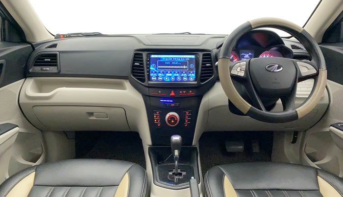 2022 Mahindra XUV300 W6 1.2 PETROL AMT, Petrol, Automatic, 4,111 km, Dashboard
