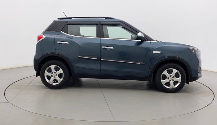 2022 Mahindra XUV300 W6 1.2 PETROL AMT, Petrol, Automatic, 4,111 km, Right Side View