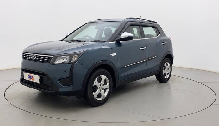 2022 Mahindra XUV300 W6 1.2 PETROL AMT, Petrol, Automatic, 4,111 km, Left Front Diagonal